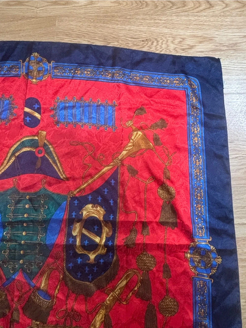 Silk-Feel Navy & Red Printed Neck Scarf